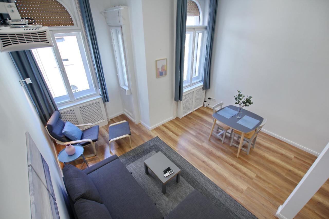 Pau Stylish Studios In The Heart Of Budapest Bagian luar foto
